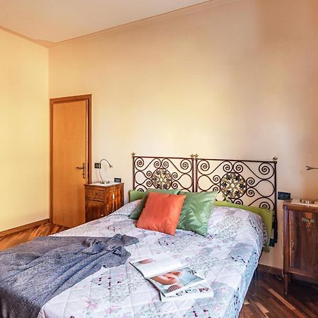 La Magnolia 2 Apartment By Wonderful Italy เดเซนซาโนเดลการ์ดา ภายนอก รูปภาพ